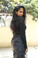 Artist Sriya Reddy Photos